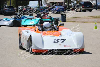 media/Apr-30-2022-CalClub SCCA (Sat) [[98b58ad398]]/Around the Pits/